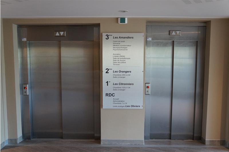 MRL elevator metron cogolin peririn residence france lift 3