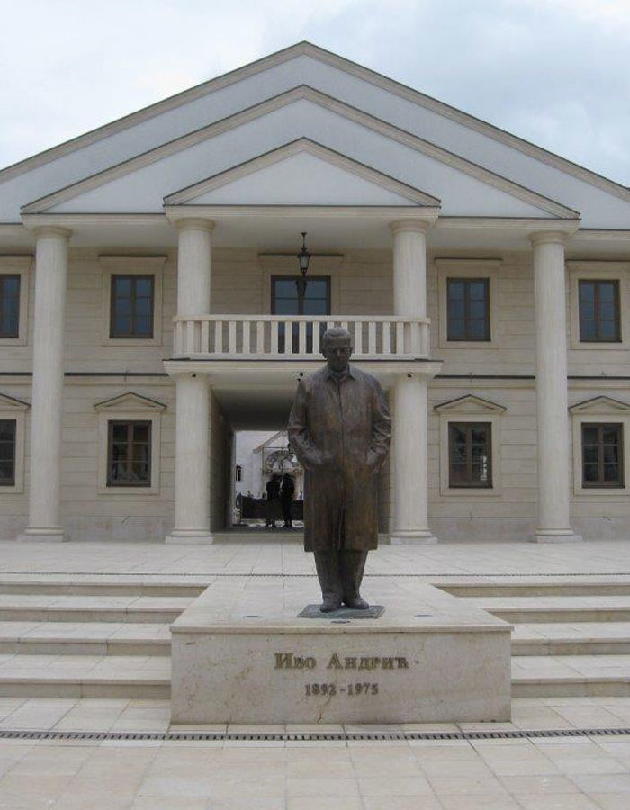 bosnia-cultural-center1