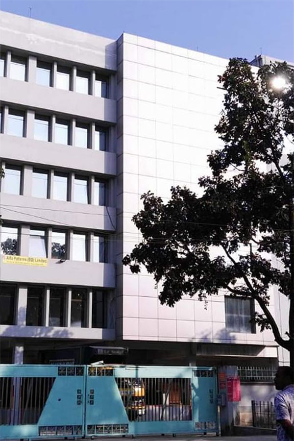 Μηχανικός Ανελκυστήρας με Μηχανοστάσιο στο Εργοστάσιο Alfa Patterns, Ντάκα, Μπανγκλαντές