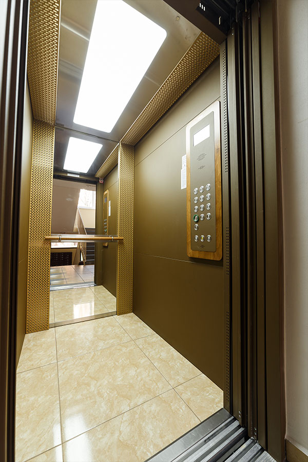 metron-lifts-elevators-necus-cabin-ostrava-czech-republic